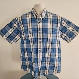 Sonoma Men's Blue/White Plaid Button Up Short Sleeve Casual Shirt Size: M